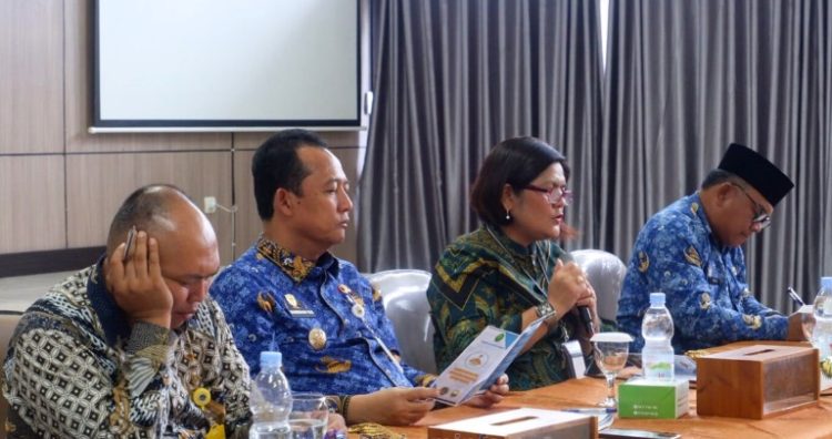 Tuntaskan Persoalan Lahan, Bupati Bambang Bayu Suseno Pimpin Rakor Tanah Eks Transmigrasi.Foto:dok.ist