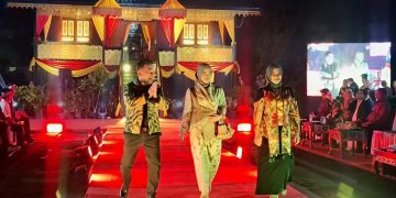 Jambi Fashion Trend: Batik Jambi Bersinar, Al Haris Apresiasi Desainer Daerah.dok.ist