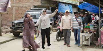 Tinjau Langsung ke Sadu, Bupati–Wabup Tanjab Timur Pastikan Proyek Pembangunan Tepat Sasaran.Foto:dok.ist