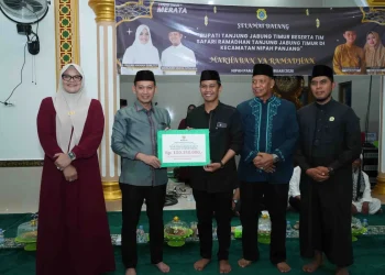 Hangat dan Penuh Kebersamaan, Bupati–Wabup Tanjung Jabung Timur Safari Ramadan di Pemusiran.Foto:dok.ist
