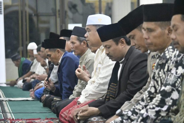 Safari Ramadan 1447 H, Sekda Budhi Hartono Kunjungi Masjid Al-Kautsar Desa Panca Bakti.Foto:dok.ist