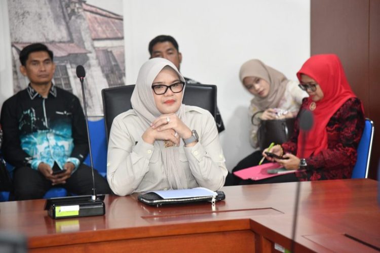 Dorong Hilirisasi Kelapa Dalam, Bupati Dillah Koordinasi dengan Bappenas.Foto:dok.ist