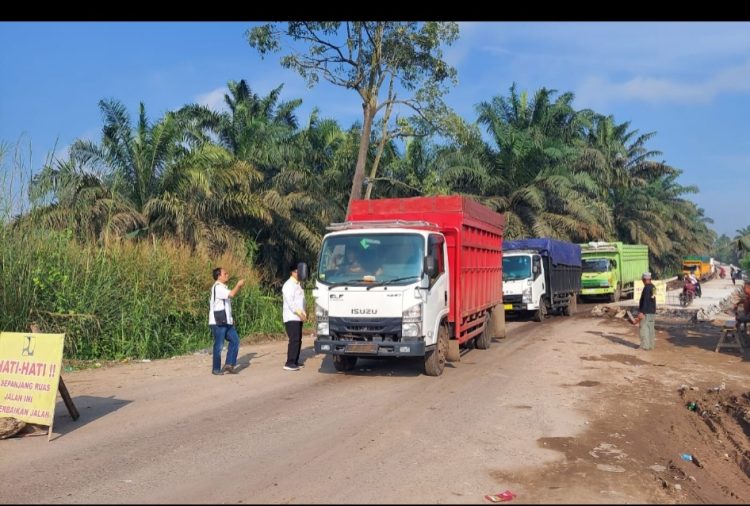 Soroti Kemacetan, Waka DPRD Ivan Wirata Minta Jalan Khusus Batu Bara Dievaluasi Total.Foto:dok.ist