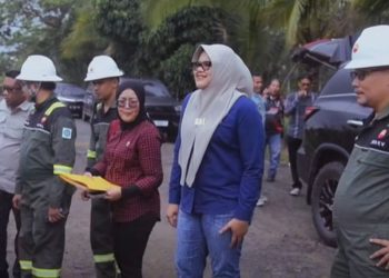 Bupati Dillah Tinjau Langsung Progres Pembangunan Jalan dan Jembatan di Mendahara.Foto:dok.ist
